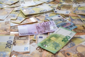 Ağustos 2026'da Euro Bölgesi'nde Dış Ticaret Açığı 16,1 Milyar Euro