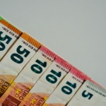 Euro Bölgesi'nde Hükümet Açığı 2024 ve 2025'te %3,0 Olarak Kaldı